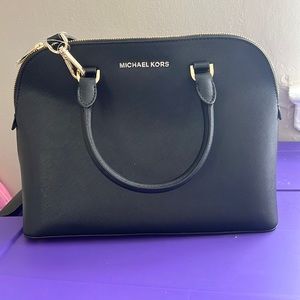 Brand New Michael Kors purse with Tag!